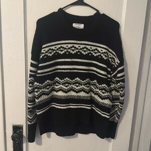 Old navy fair isle black and white sweater, size medium. Never worn.